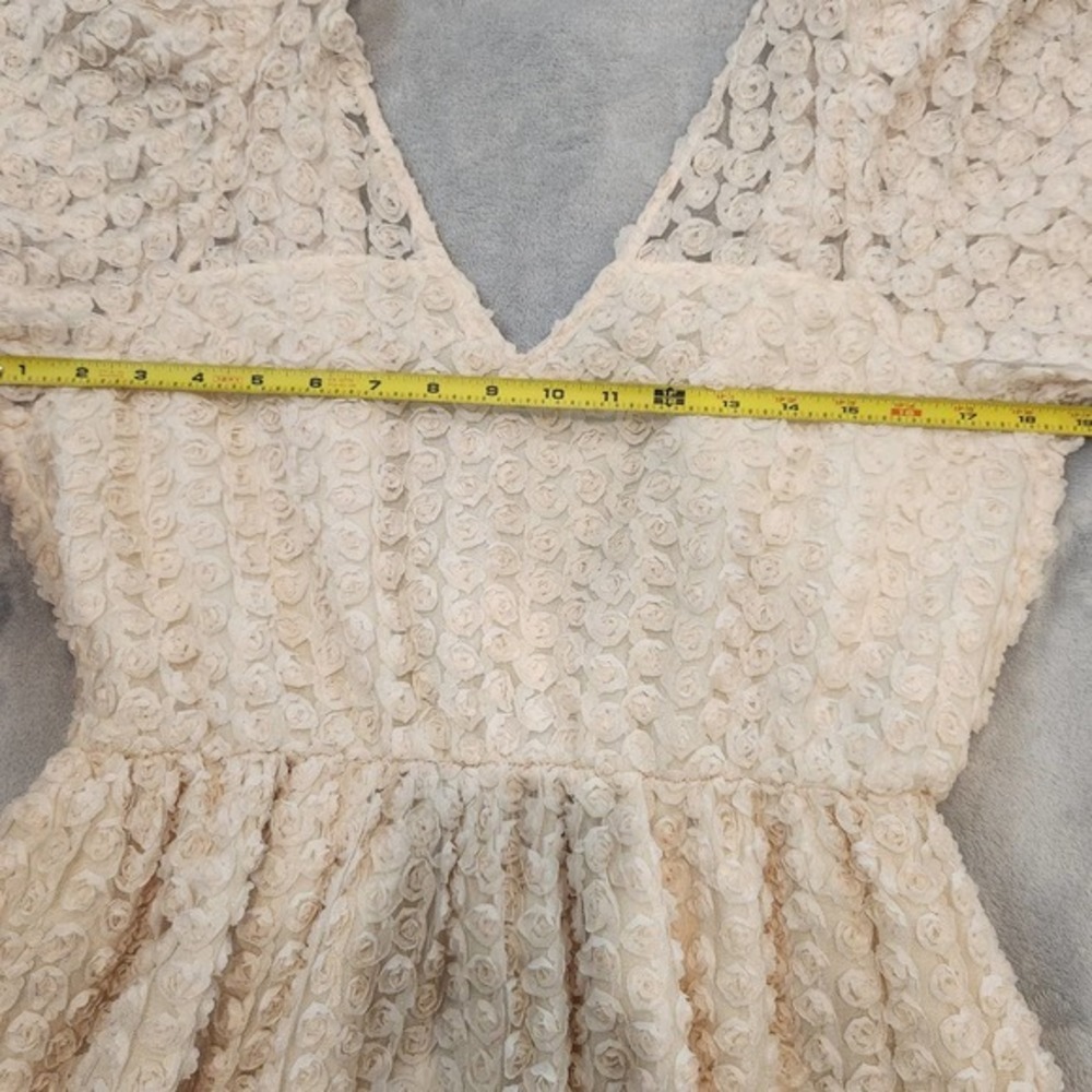 La'Ven Endless Roses Ivory Tiered Midi Puff Sleeve Dress Size M - Picture 8 of 8